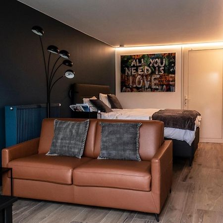 Guesthouse Max Zwijndrecht ภายนอก รูปภาพ